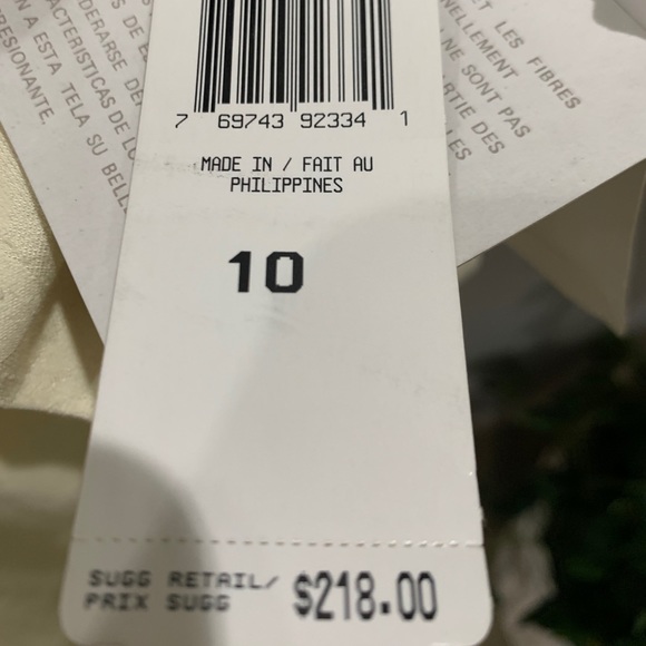 Nordstrom Jones NY ivory skirt suit set - Picture 5 of 6